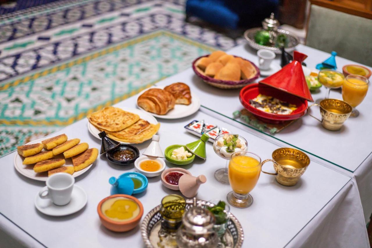 Riad Soultana Fez Buitenkant foto