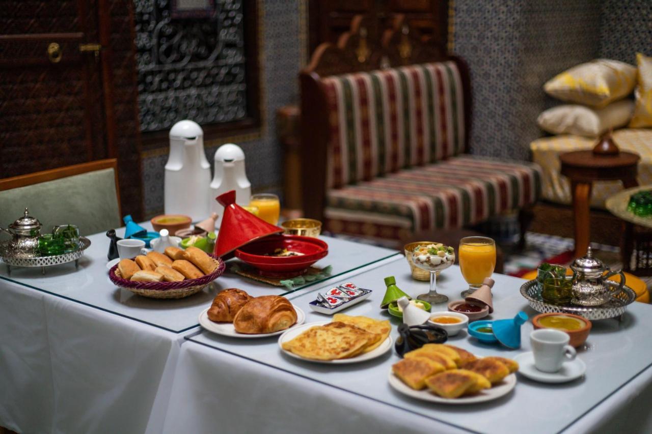 Riad Soultana Fez Buitenkant foto