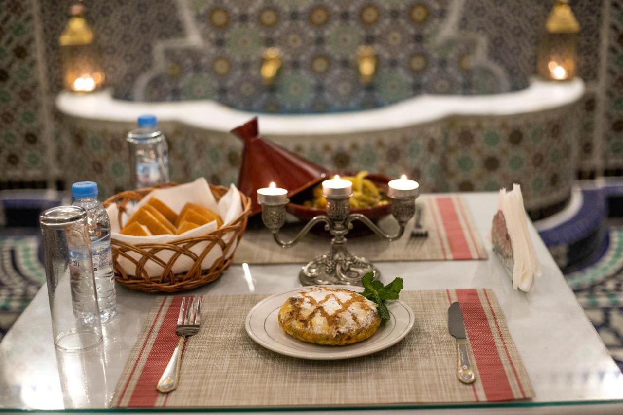 Riad Soultana Fez Buitenkant foto